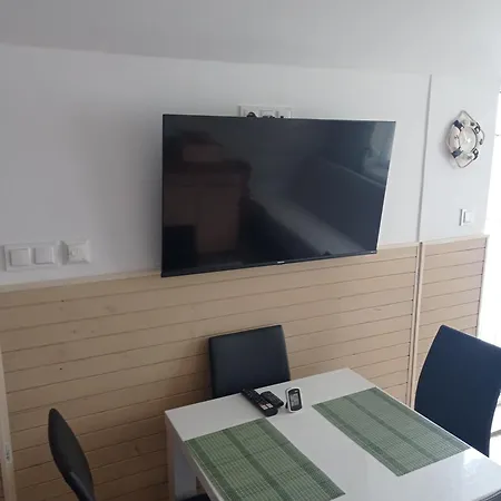 Lesny Klif Z Tarasem Apartment Debina (Ustka)